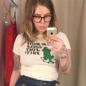 Meet your Posher, Emily